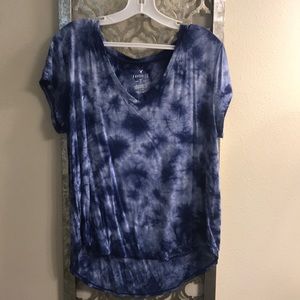 Blue Tie Dye Short Sleeve Shirt Size: L